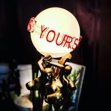 Игры на пк » экшены » scarface the world is yours. Supreme Scarface The World Is Yours Lamp Multicolor Scarface Cute Room Decor Camper Decor