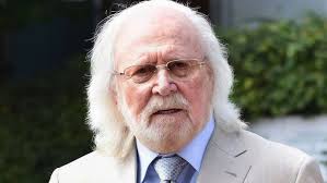 No Man's Land by Jennifer Maidman, feat. Annie Whitehead & David Torn  .Video by Paul 'Alfie' Argento