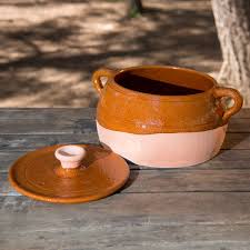 This gorgeous extra large sized curry pot is perfect to feed the whole family. Spanish Clay Pot From Pereruela Ancient Cookware