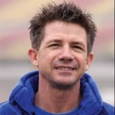 Aaron Gobert's Instagram, Twitter & Facebook