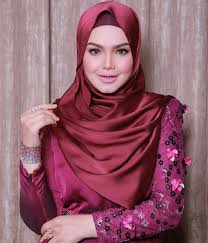 Gambar Mungkin Berisi 1 Orang Dekat Hijab Fashion Fashion Beautiful Hijab