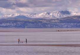 The webcam is towards the sandy beach and the long promenade of morecambe. Morecambe Bay 7 Things You Might Not Know Hawthorns Park