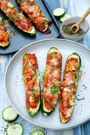 Maybe you would like to learn more about one of these? Gefullte Zucchini Mit Hahnchen Und Parmesan Sauce Low Carb Rezept