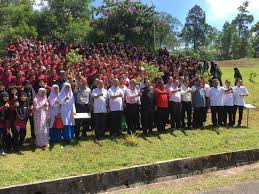 Sekolah berasrama penuh (sbp) veya tamamen konut okulu kurulan bir okul sistemidir malezya akademik ve ders dışı etkinliklerde başarılı olmaları için seçkin öğrencileri yetiştirmek. Hutan Semula Jadi Tarikan Pelancong Ke Kedah Malaysia Aktif