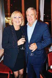 Louise deschatelets present spouse is marc parson. Johanne Blouin Se Confie Sur Son Futur Role De Grand Mere 7 Jours