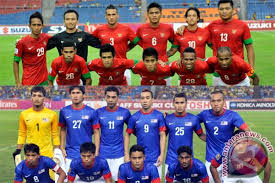 Ya timnas indonesia resmi merilis jersey yang akan dipakai pada kejuaraan dua tahunan ini. Hasil Dan Klasemen Sementara Piala Aff 2012 Antara News