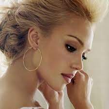 Plastic Surgeons Report 9 Most Requested Celebrity Noses Jessica Alba Hair Jessica Alba Headshot Poses