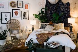 Shabby chic bedrooms are all about embracing your sentimental side and taking an economical approach to create a stylish, cozy, grounded sanctuary. Style To Your Own Tune Bohemian Bedrooms That Mesmerize And Soothe
