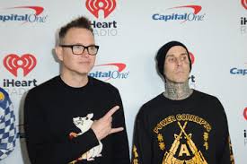 Travis barker has admitted the four months he spent in the burns centre following his plane crash travis barker and rita ora have reportedly split. Travis Barker Mark Hoppus Pictures Photos Images Zimbio