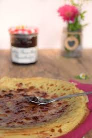Crepe A L Amaretto La Recette Facile Recette De Crepes Sucrees Recette Crepes