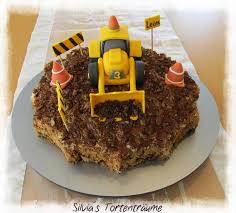 Silvia S Tortentraume Baustelle Baustellen Deko Deko Anleitung Tutorial Radlader Bagger Rezept Maulwurftorte Kuche Motivtorten Bagger Kuchen Kinder Geburtstag