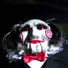 El juego continúa (saw viii) es una película del año 2017 que puedes ver online hd en español latíno en pelisplus.blog. Saw Viii Espiral El Juego Del Miedo Continua Trailer Sub Espanol Facebook