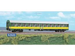 Tento motorový vozeň sa stal legendou železničnej dopravy prvej československej republiky. Archiv H0 Osobni Vuz 2 Tr K Ex 172 173 Slovenska Strela Csd A C M E 52920 Itvlaky Cz