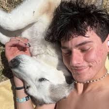 Carter Lake Holden (@lake.holden) • Instagram photos and videos