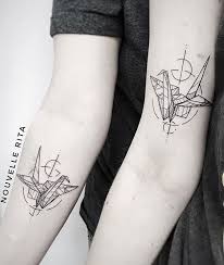 Geometric tattoo swan tattoo paper crane tattoo tribal tattoo designs dot tattoos tattoo designs tattoos origami tattoo trendy tattoos. Nouvelle Rita Origami Crane Tattoo Crane Tattoo Origami Tattoo Paper Crane Tattoo