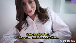 Castigando a Ninfetinha Fodendo Sua Ppk Rosadinha Legendado - Xisvideos