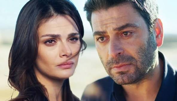 Totul - La Marginea Lumii Episodul 6 Rezumat: Alya si Deniz profita de o  tragedie a familiei Albora si reusesc sa fuga de la conac, insa pe drum dau  de cel mai