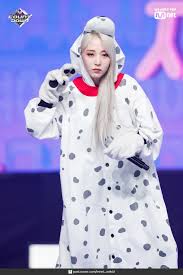 Our list of mamamoo members includes names, pictures, birthdays, and positions (leader, rapper, vocals, dancer, visual, etc.). Ann Mamamoo Members Wearing White