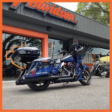 The paint is bmw jet black (668) the kandy red (basic) with black ice. Custom Build By Route 77 Harley Davidson Of Kuala Lumpur Road Glide Special Route 77 Harley Davidson Of Kuala Lumpur