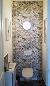 Notre collection de papier peint wc affiche un design unique. 180 Idees De Papier Peint Toilettes Papier Peint Toilette Papier Peint Toilettes