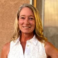 Sarah Hasty's Instagram, Twitter & Facebook