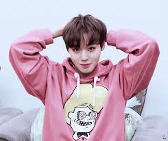 Melinna may 24 2021 3:17 pm ji yeon unnie i'm so happy to see you in imitation. Jihoon Wanna One And K Pop Image 6023156 On Favim Com