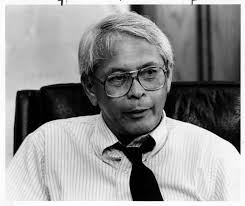 Bob Santos in office, Seattle, August 29, 1985