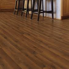 Mohawk Fieldview 8 X 47 X 7mm Oak Laminate Flooring Reviews Wayfair In 2020 Oak Laminate Flooring Flooring Mohawk Flooring