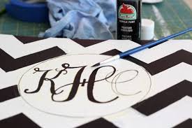 How To Paint A Monogram On Furniture Crafty Diy Crafts Cute Crafts