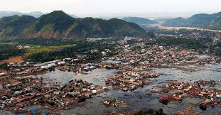 Berikut dibawah ini adalah daftar gempa bumi di indonesia yang diurutkan dari waktu terlama yang pernah diamati. Gempa Bumi Terbesar Di Indonesia Historia