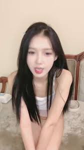 啾咪酱学姐-清纯面孔-狂野身材