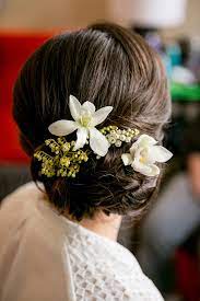 A Classic Natural Looking Wedding At Terra Gallery In San Francisco California Wedding Hair Side Wedding Hairstyles Updo Wedding Hairstyles With Veil