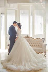 Bully In 2021 Korean Wedding Korean Wedding Photography Wedding Photo Studio
