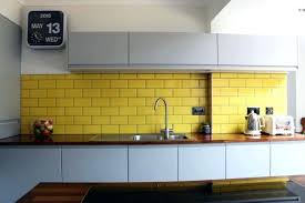 17 yellow kitchen backsplash ideas you