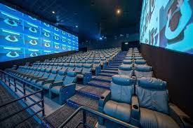 Elevating the ideals of shopping, entertainment and dining, 1 utama shopping centre is the largest shopping mall in malaysia. Malaysia S First Ever 270 Degree Panoramic Cinema Is Now Open At Gsc 1 Utama