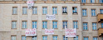 Ihr wohlergehen liegt uns am herzen, bitte kontaktieren sie. Berlin Friedrichshain Richtig Weil Es Um Die Deutsche Wohnen Geht Politik Tagesspiegel