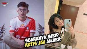 Felly zen, wanita yang diduga pacar btr branz yang lupa mematikan mic saat sesi live streaming masih berlangsung jadi sorotan netizen. Btr Branz Viral Lupa Matikan Mic Ini Dia Felly Zen Dan Tanggapan Resmi Btr Esport Youtube