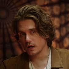 Cassandra Strecker's Instagram, Twitter & Facebook