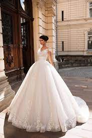 Pin By Vanda Desiree On Wedding Dresses Dream Wedding Dresses Wedding Dress Belt Bridal Dresses