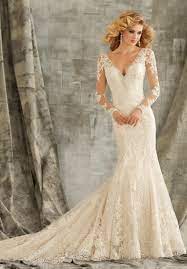 Whimsical Wedding Dresses For Brides Who Are Pretty Petite Petite Wedding Dress Wedding Dress Long Sleeve Trendy Wedding Dresses