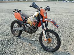 I was originally going for a 640 adventure but thought the 525 might suit me better. 2006 Ktm 525 Exc Front End Damage Vbkexm4026m309584 Sold