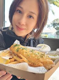 開始有少少掛住「車仔麵」🍜 😝😜😝😜😝😜 #fishandchips #eateateat#goldcoast#australia  #steak#summerholidays #iamhungry#food