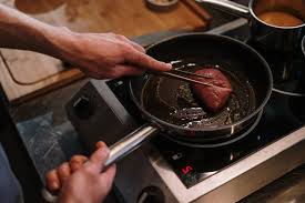Decouvrez Les Quatre Meilleures Huiles Pour Cuire De La Viande