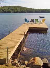 Assembling the second pontoon float frame. Wooden Docks