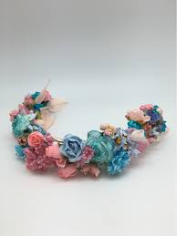 Hay proveedores de 1477 corona de flores para novias, principalmente ubicados en east asia. Tocado Con Velo Tocados Para Novias E Invitadas Telva Com