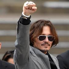 Найдите больше постов на тему justice for johnny depp. Justice For Johnny Depp Shark Attack