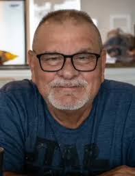 Frances Brewer's Instagram, Twitter & Facebook