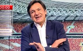 Fabio caressa è in fondo un simbolo, una certezza incrollabile. Mihajlovic Attacca Quel Piccolino Marito Della Parodi La Reazione Di Fabio Caressa Areanapoli It