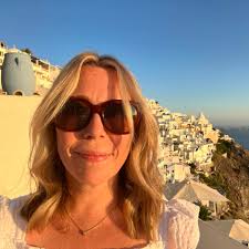 Looking at evening Golf cart tour in Rome. Found one that seems too good to  be true. Rolling Rome is 125E for group of 5. The others I found are that  price