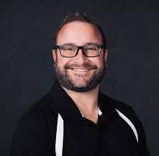 Derrick Shields's Instagram, Twitter & Facebook